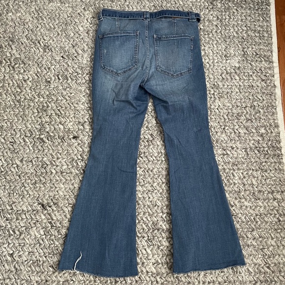 Express bell flare high rise jeans. Size 10s 9033 - Picture 9 of 9